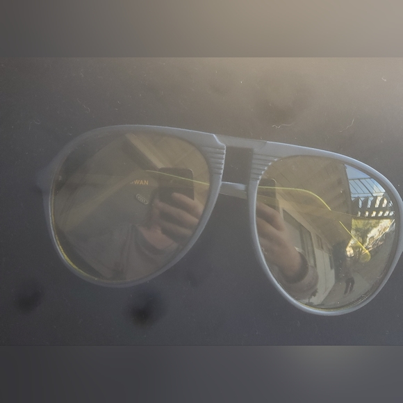 Vintage Night Driver Sunglasses. - Picture 6 of 16
